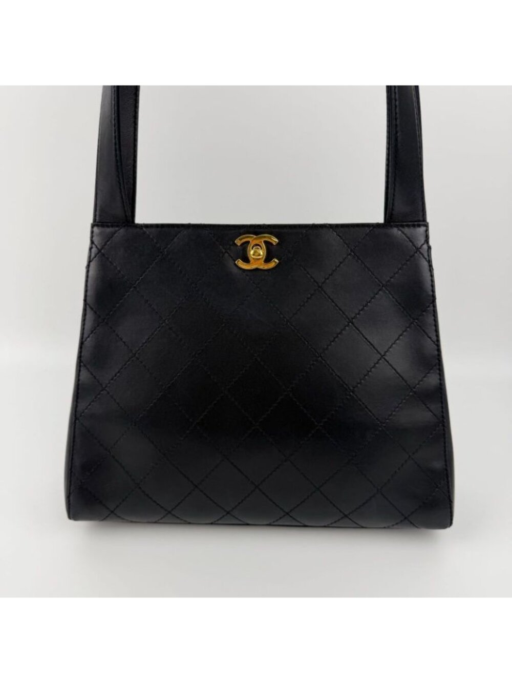 Chanel CC Logo Quilted Tote Black Leather No 5 Vintage - Picture 3 of 16